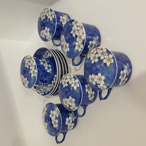 Vintage Japanese tea set with lids